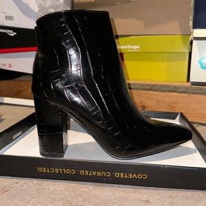 Black crocodile boot! Size 7.5 never worn!